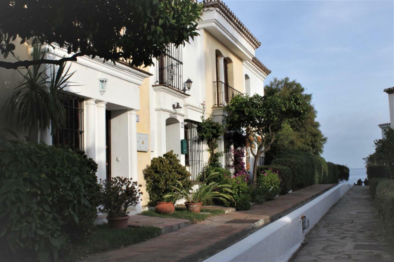 Adosado Junto Al Mar Villa Естепона Екстериор снимка
