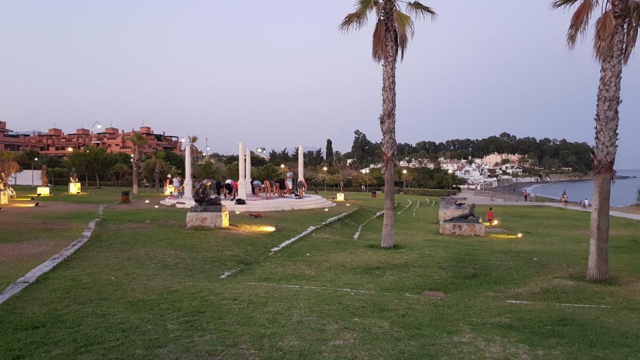 Adosado Junto Al Mar Villa Естепона Екстериор снимка