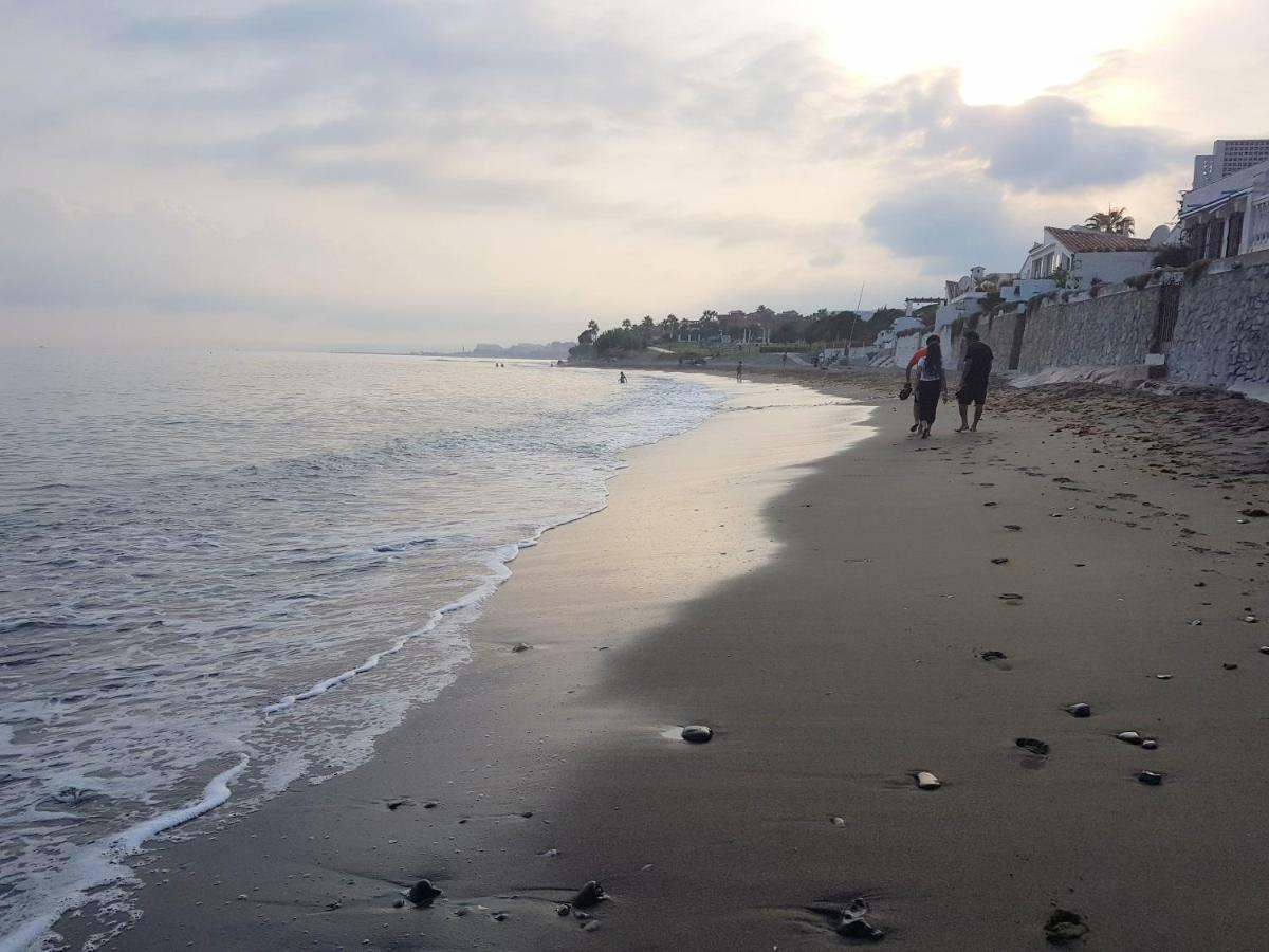 Adosado Junto Al Mar Villa Естепона Екстериор снимка